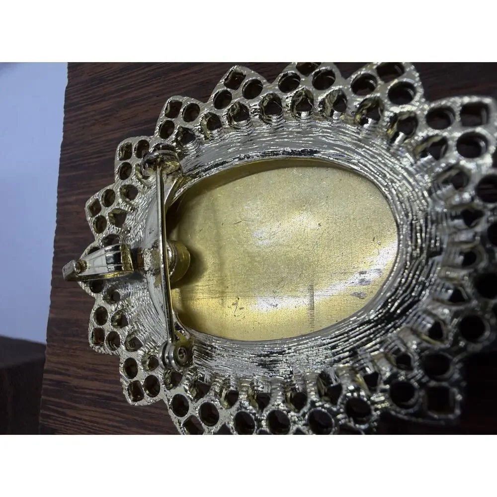 Vintage Victorian Revival Portrait Brooch Pendant Gold Tone Filigree Lady 1960s